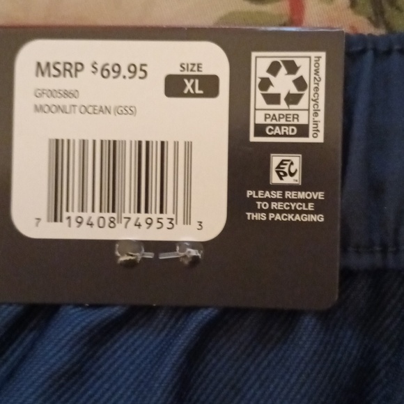 NWT Men's Size XL Navy Blue GapFit Joggers With Reflective Strips - Picture 7 of 9